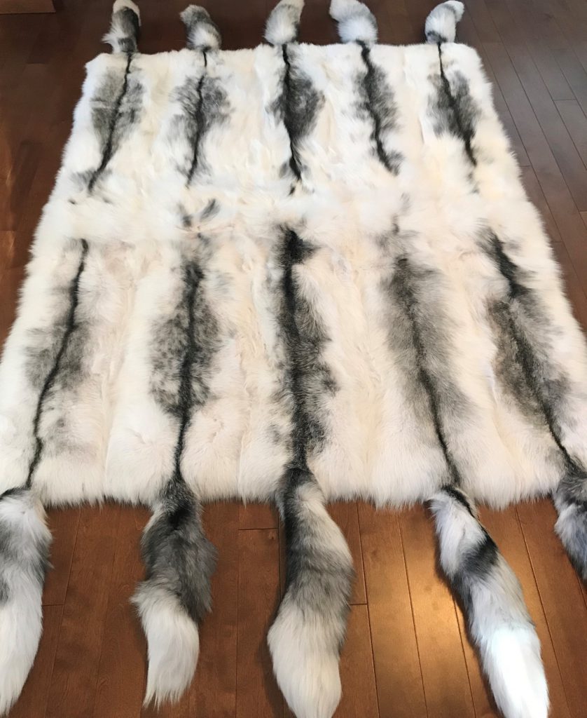 Arctic marble fox blanket